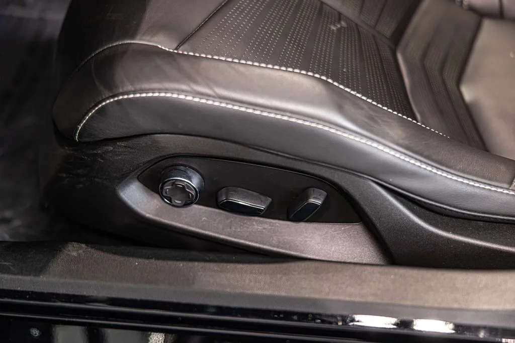 Used 2025 Black Chevrolet E-Ray image 22
