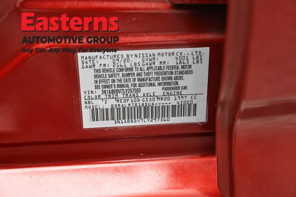 Used 2020 Red Nissan SR image 35