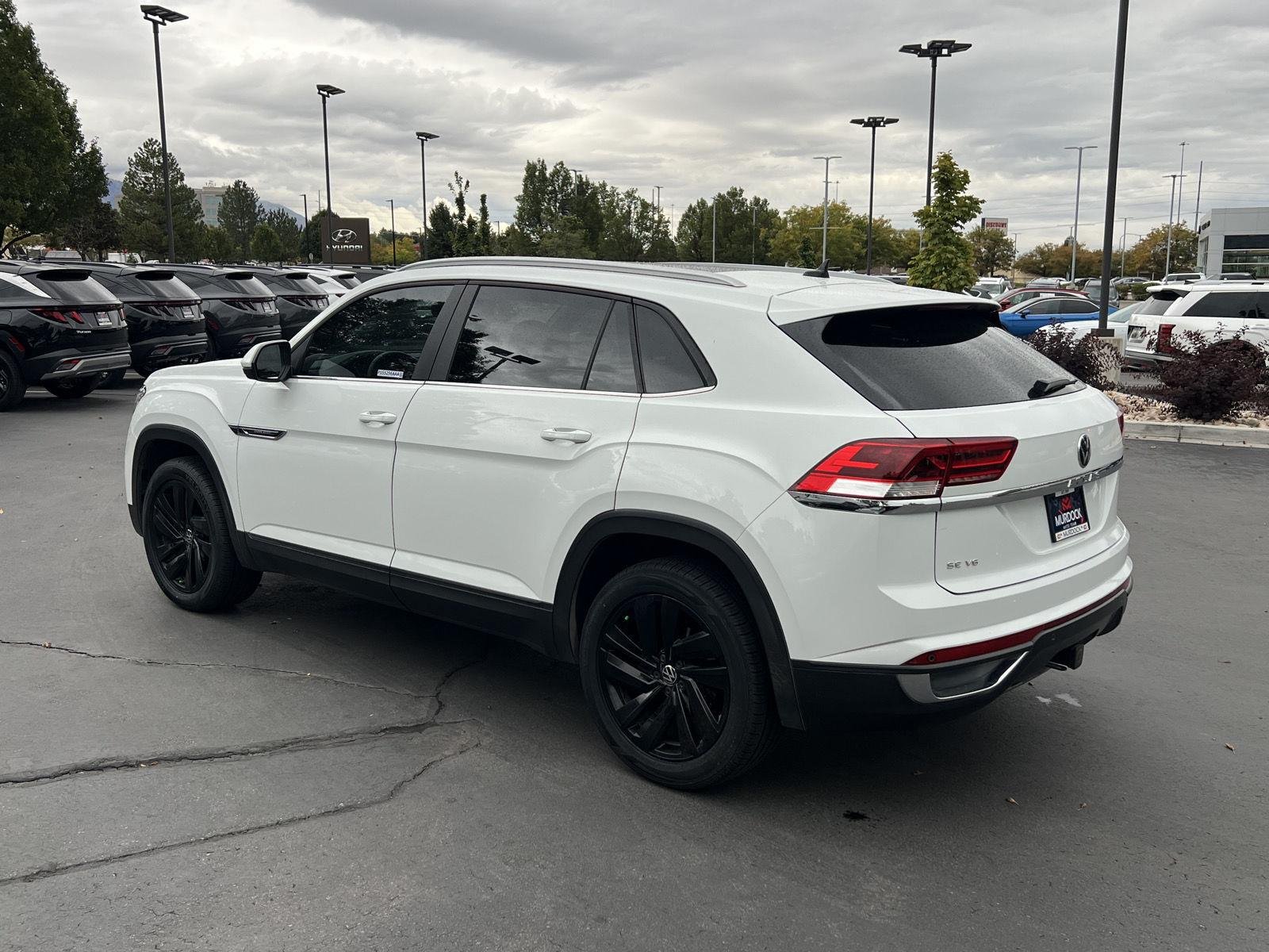 2022 Volkswagen Atlas Cross Sport SE w/Tech - Photo 22