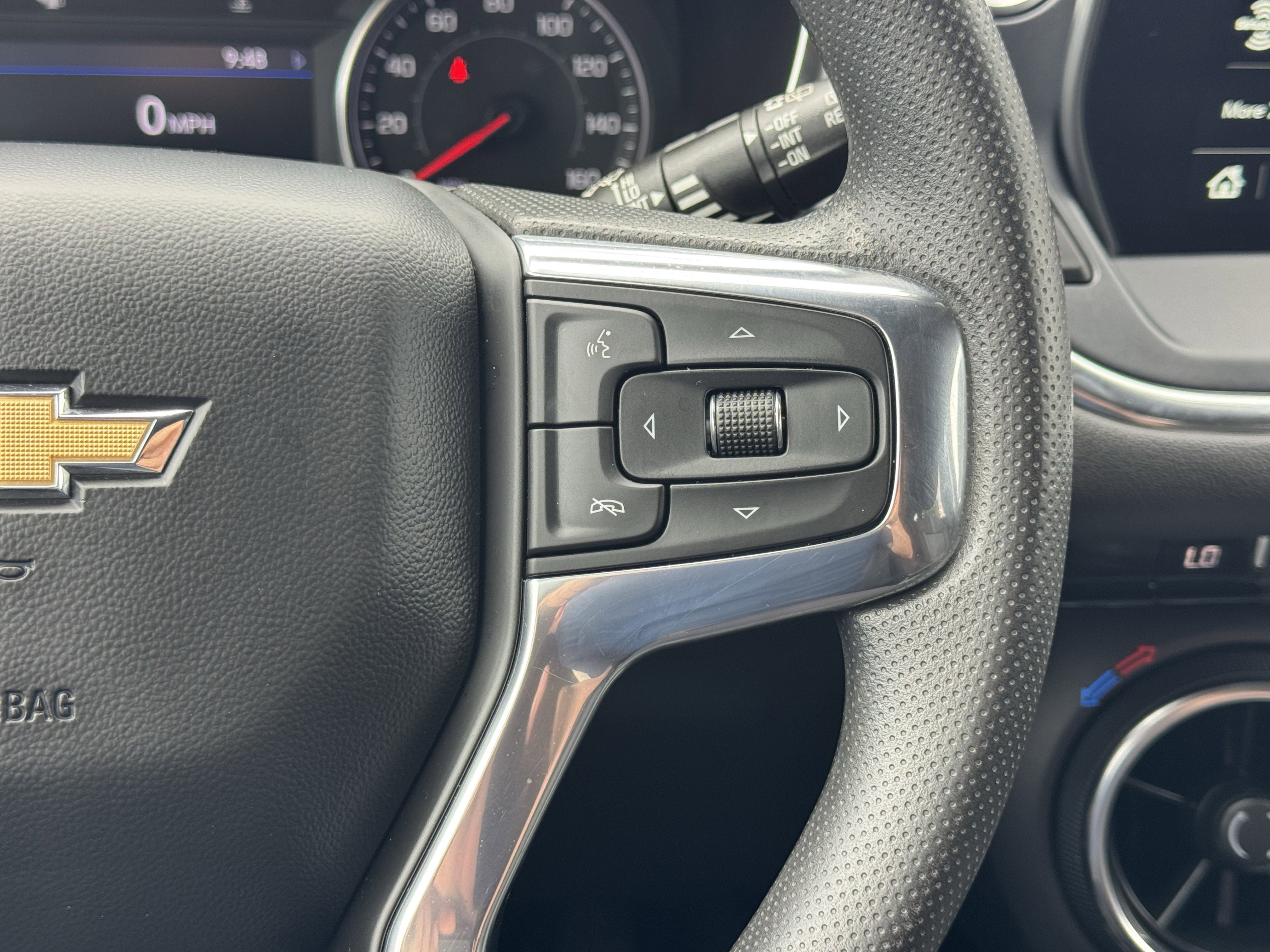 Used 2023 Summit White Chevrolet 2LT image 30