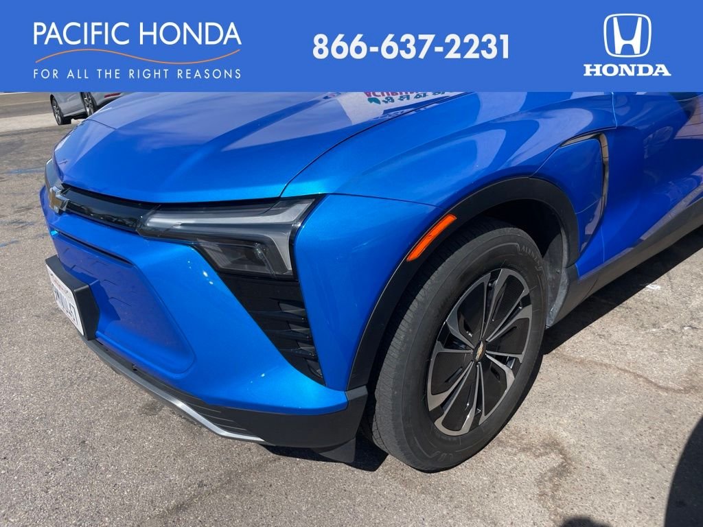 Used 2024 Riptide Blue Chevrolet LT image 1