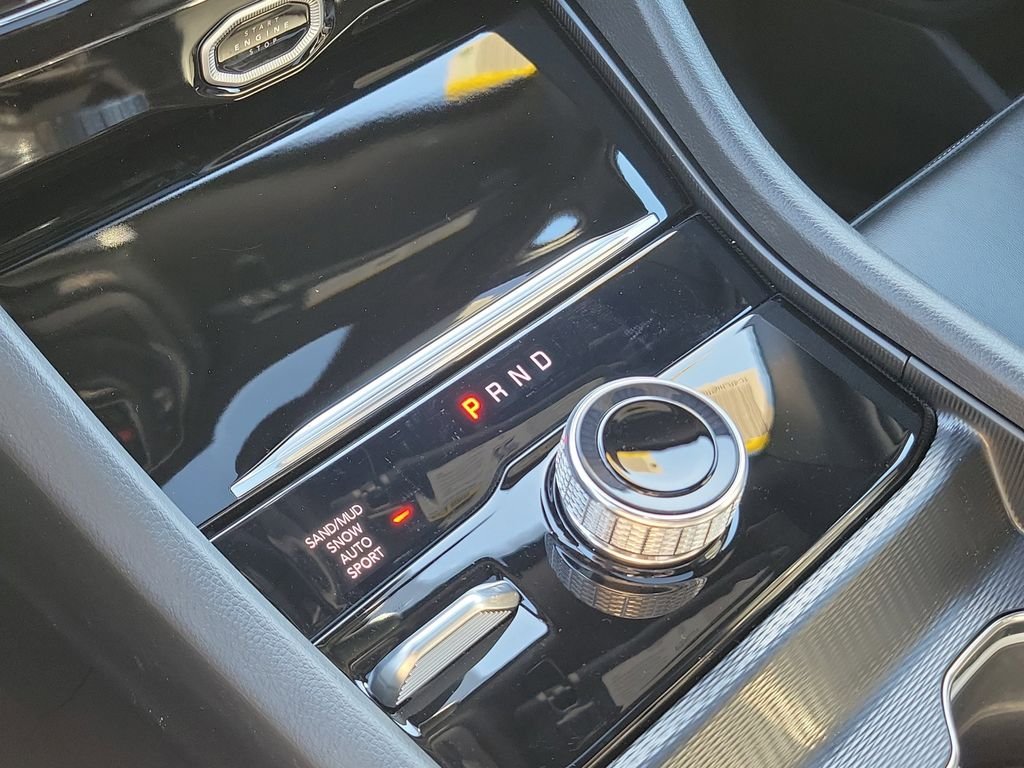 New 2026 Baltic Gray Metallic Clearcoat Jeep Limited image 28