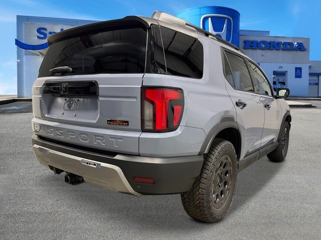 New 2026 Sonic Gray Pearl Honda TrailSport Elite Blackout image 3