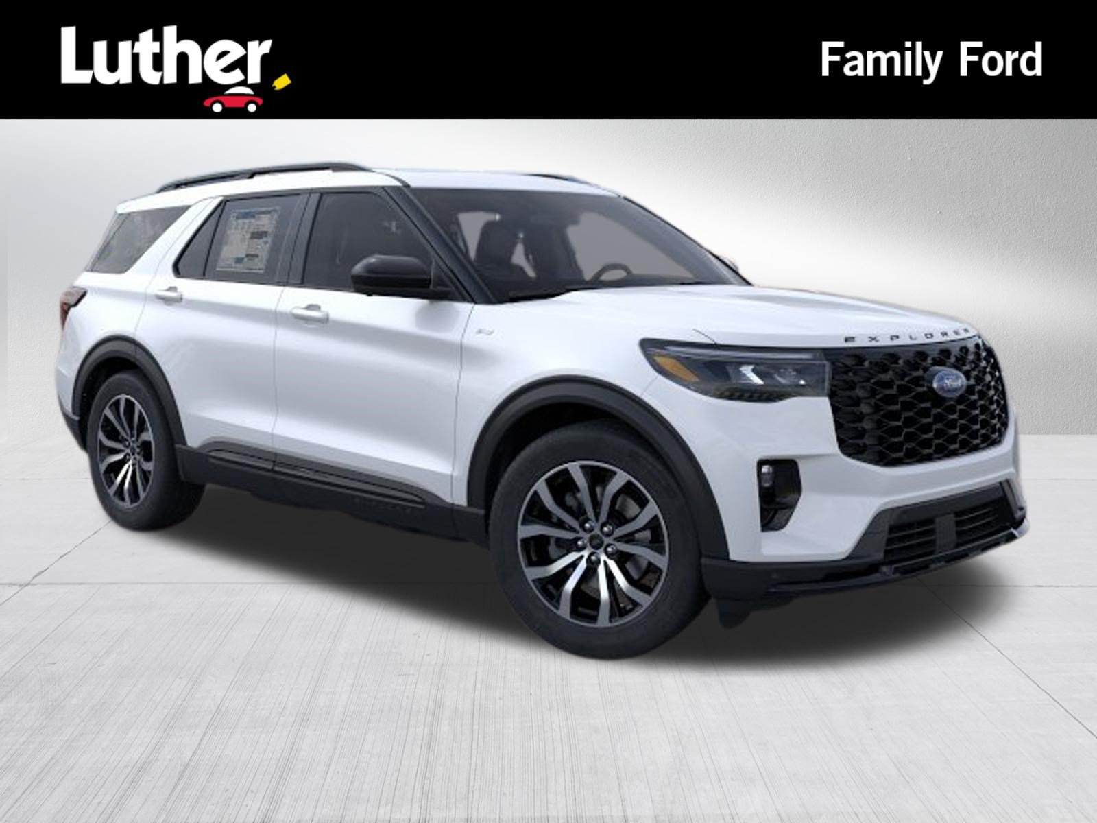 New 2026 Star White Metallic Tri-Coat Ford ST-Line image 1