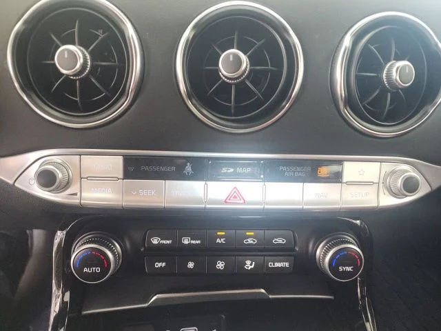 Used 2019 Snow White Pearl Kia GT2 image 17