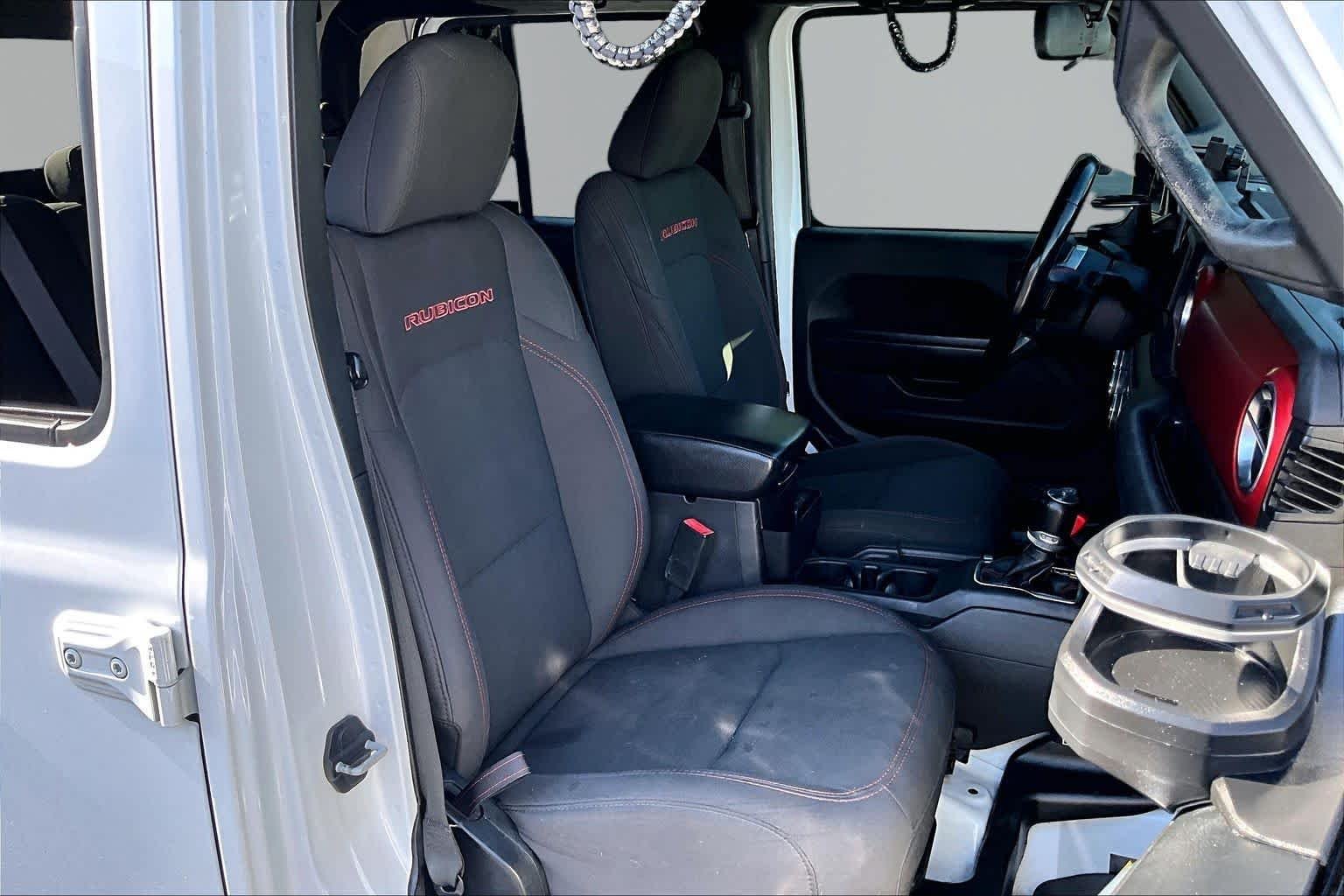 Used 2020 Bright White Clearcoat Jeep Rubicon image 9