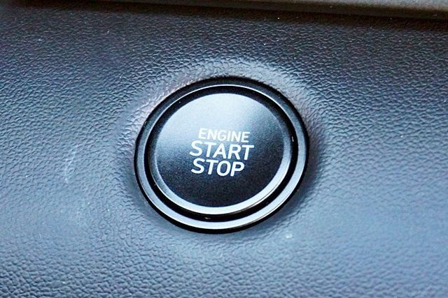 Used 2025 Gray Hyundai SEL Sport image 26