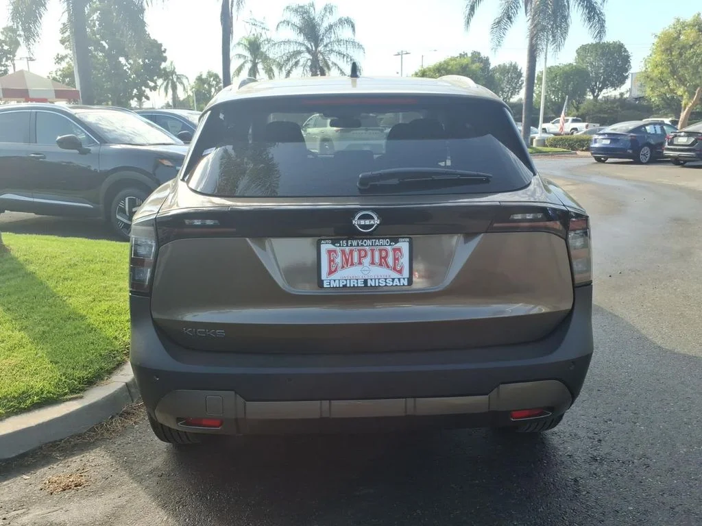 New 2026 Canyon Bronze Metallic Nissan SV image 10
