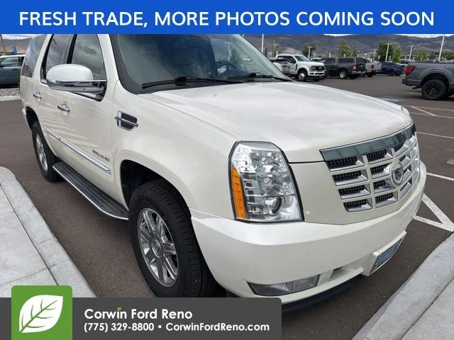 2010 Cadillac Escalade AWD's photo