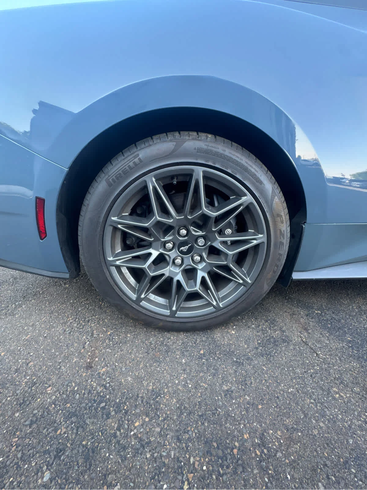 Used 2025 Vapor Blue Ford GT image 3