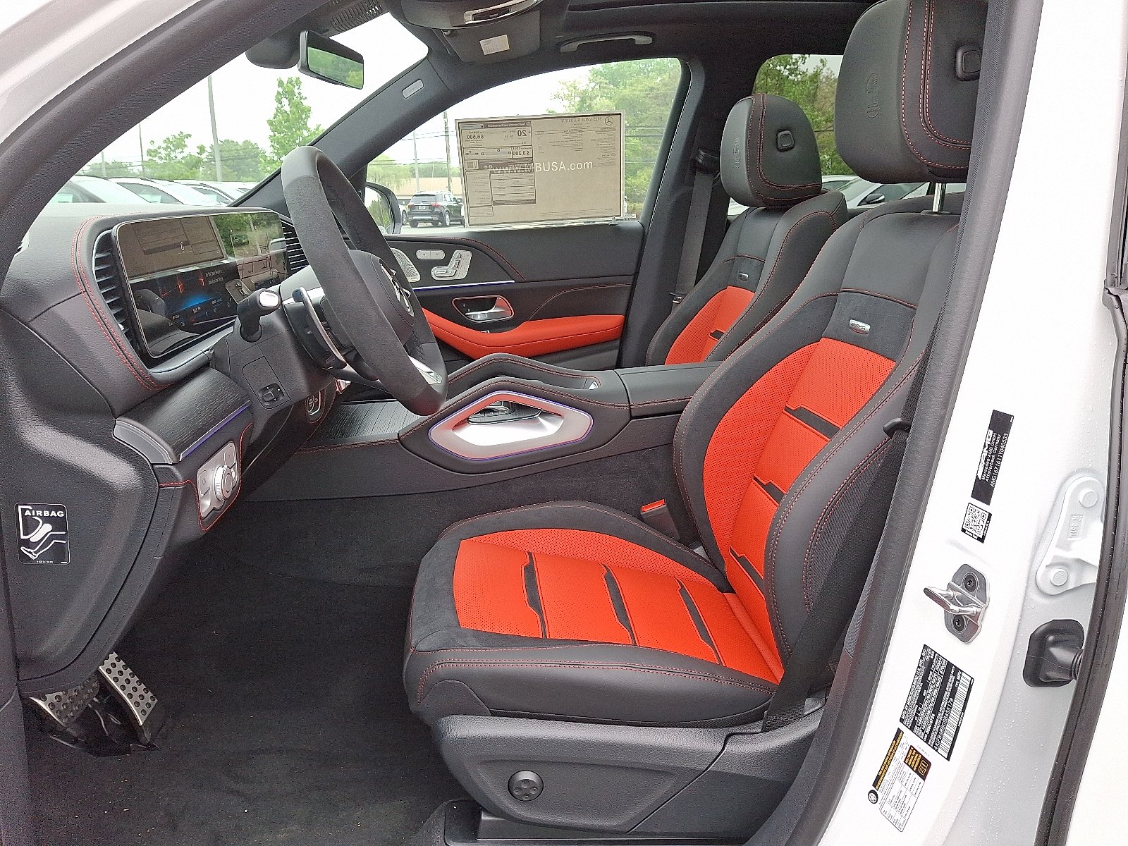 2025 Mercedes-Benz GLE AMG GLE 53 - Photo 8