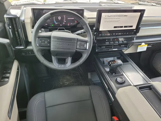 2026 GMC HUMMER EV 2X - Photo 8