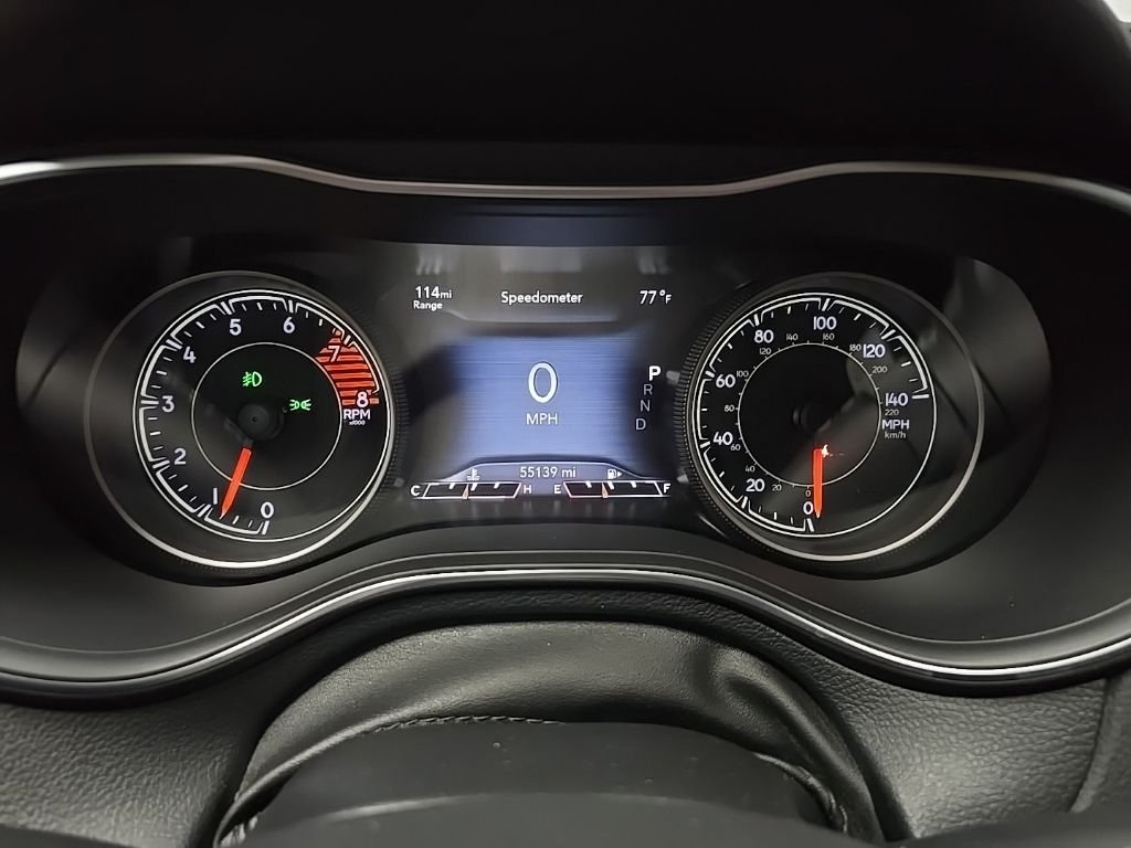Used 2019 White Jeep Trailhawk image 25
