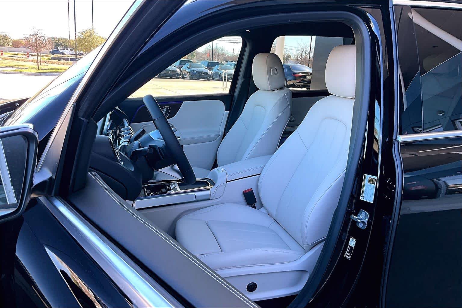 Certified Used 2026 Night Black Mercedes-Benz GLB 250 image 9
