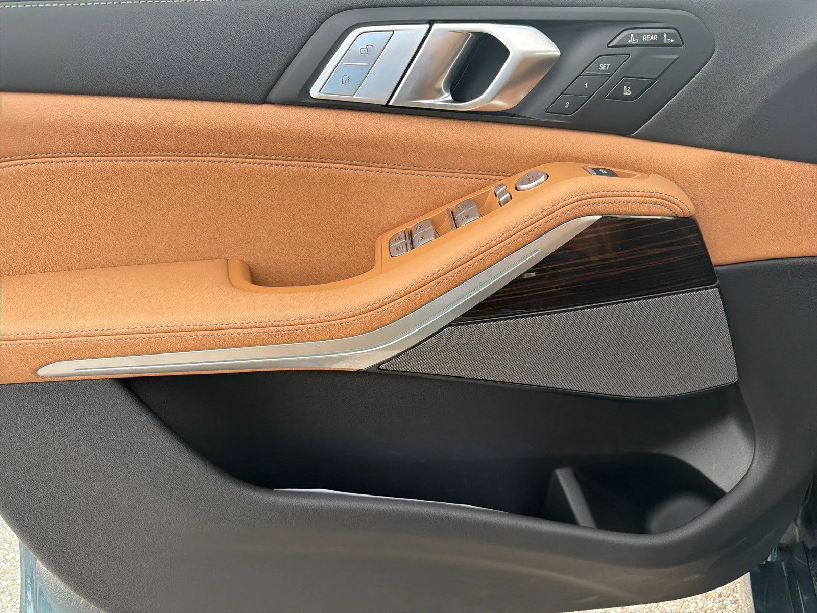 New 2026 Blue Ridge Mountain Metallic BMW xDrive40i image 29