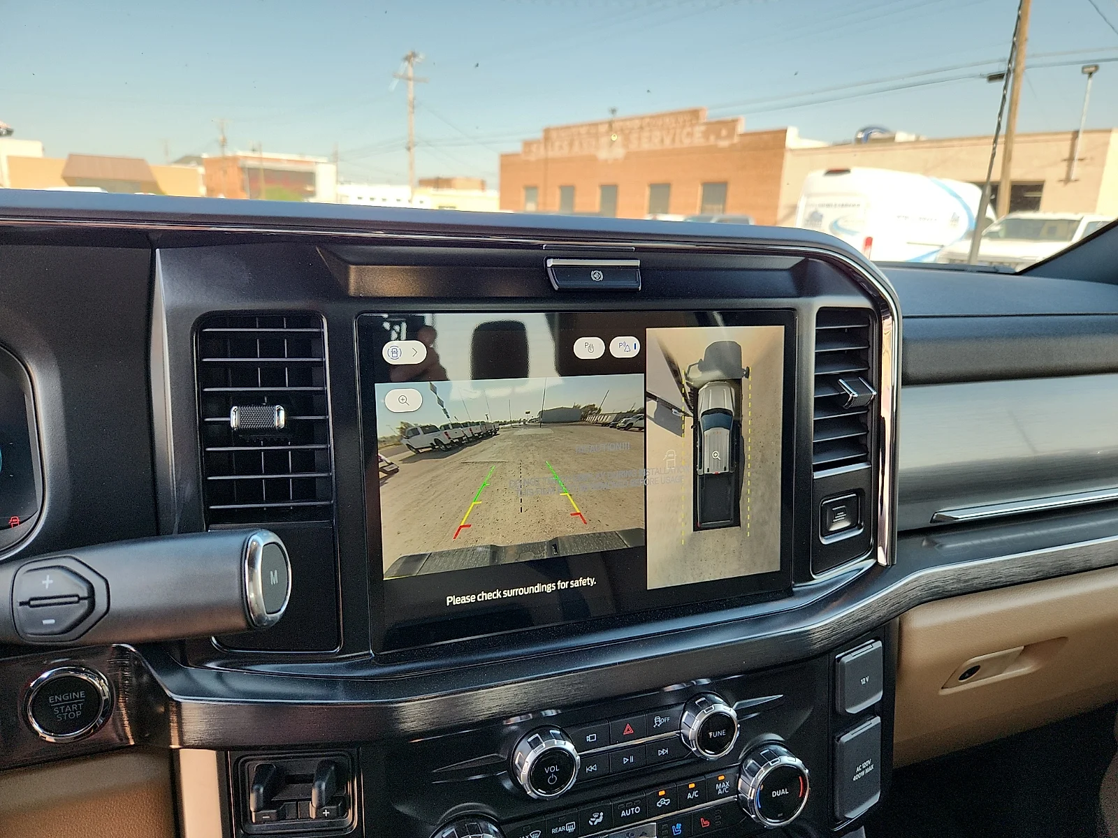 New 2026 Oxford White Ford Lariat image 23