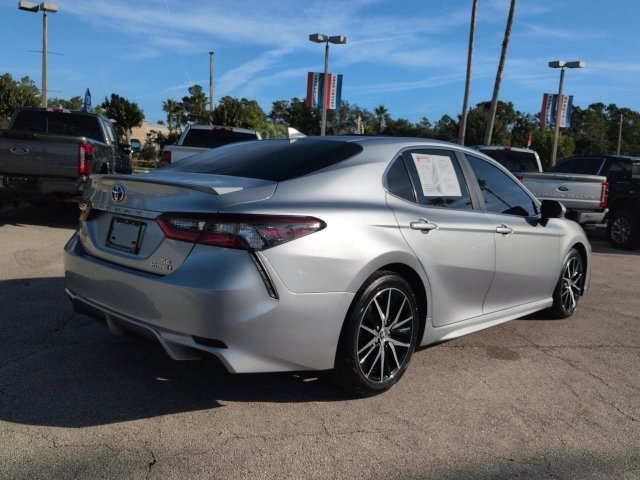 Used 2024 Silver Toyota SE image 4