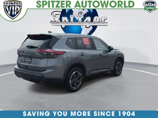 Used 2024 Gray Nissan SV image 9