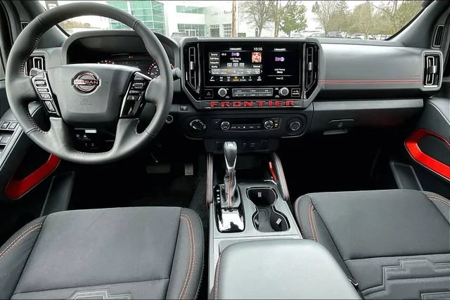 2025 Nissan Frontier PRO-4X - Photo 6
