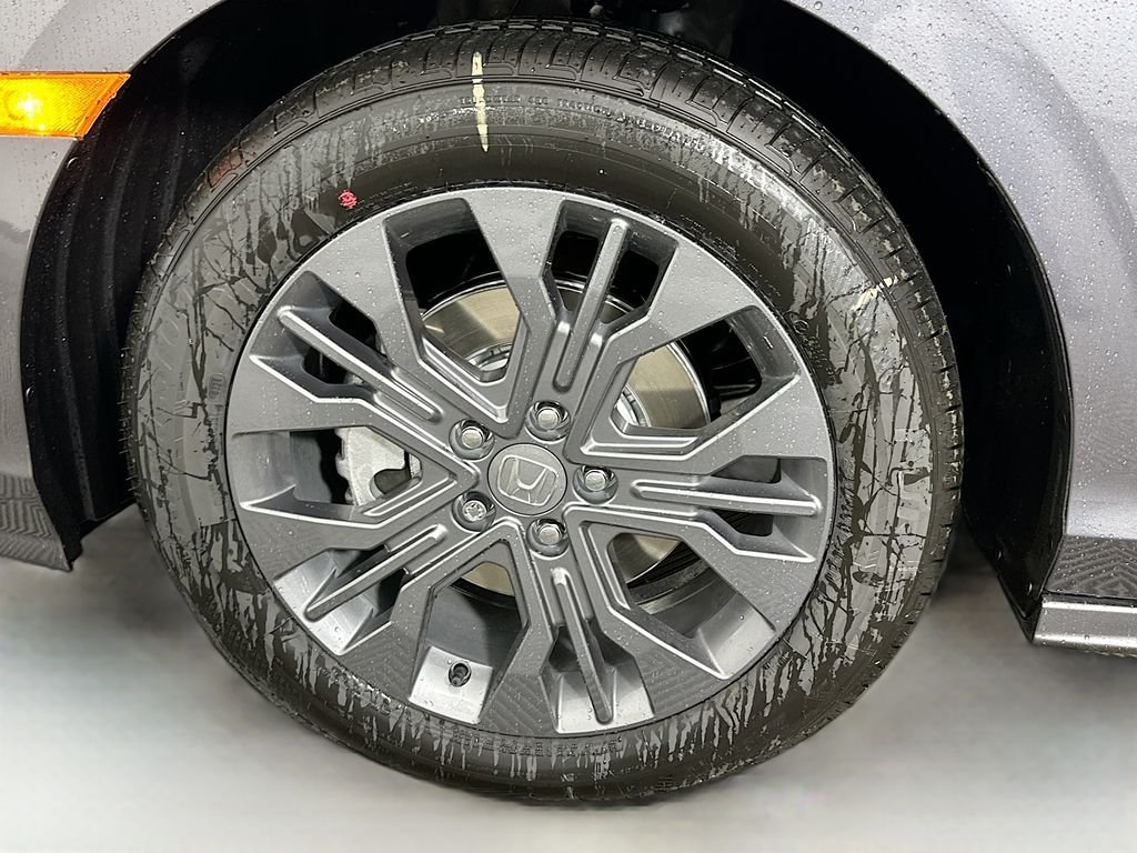 New 2026 Modern Steel Metallic Honda Touring image 34