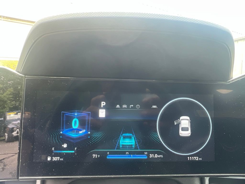 Used 2024 Gray Hyundai SEL image 11