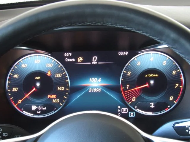 2022 Mercedes-Benz GLC GLC300 - Photo 24