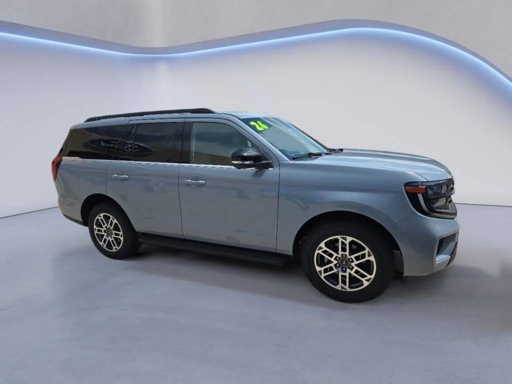 New 2026 Glacier Gray Metallic Tri-Coat Ford Active image 3