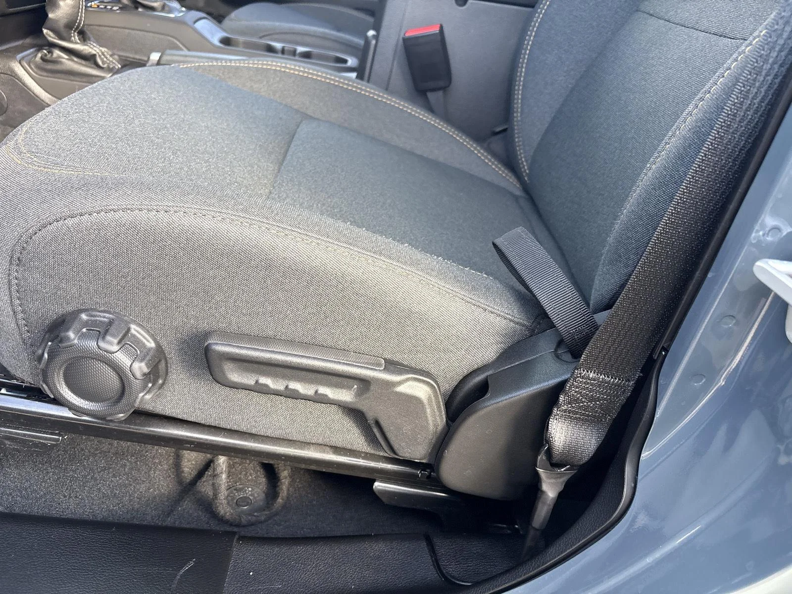 Used 2024 Anvil Clear Coat Jeep Sport S image 14