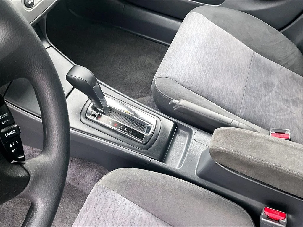 Used 2004 Gray Honda Hybrid image 19