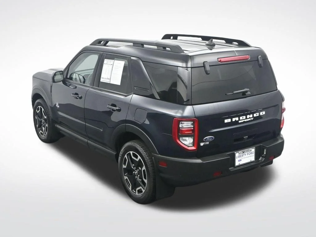 Used 2022 Blue Metallic Ford Outer Banks image 43