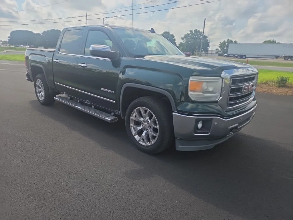 Used 2015 Green GMC SLT image 24
