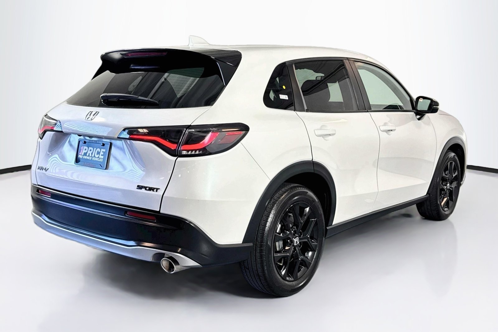 Used 2024 Platinum White Pearl Honda Sport image 26