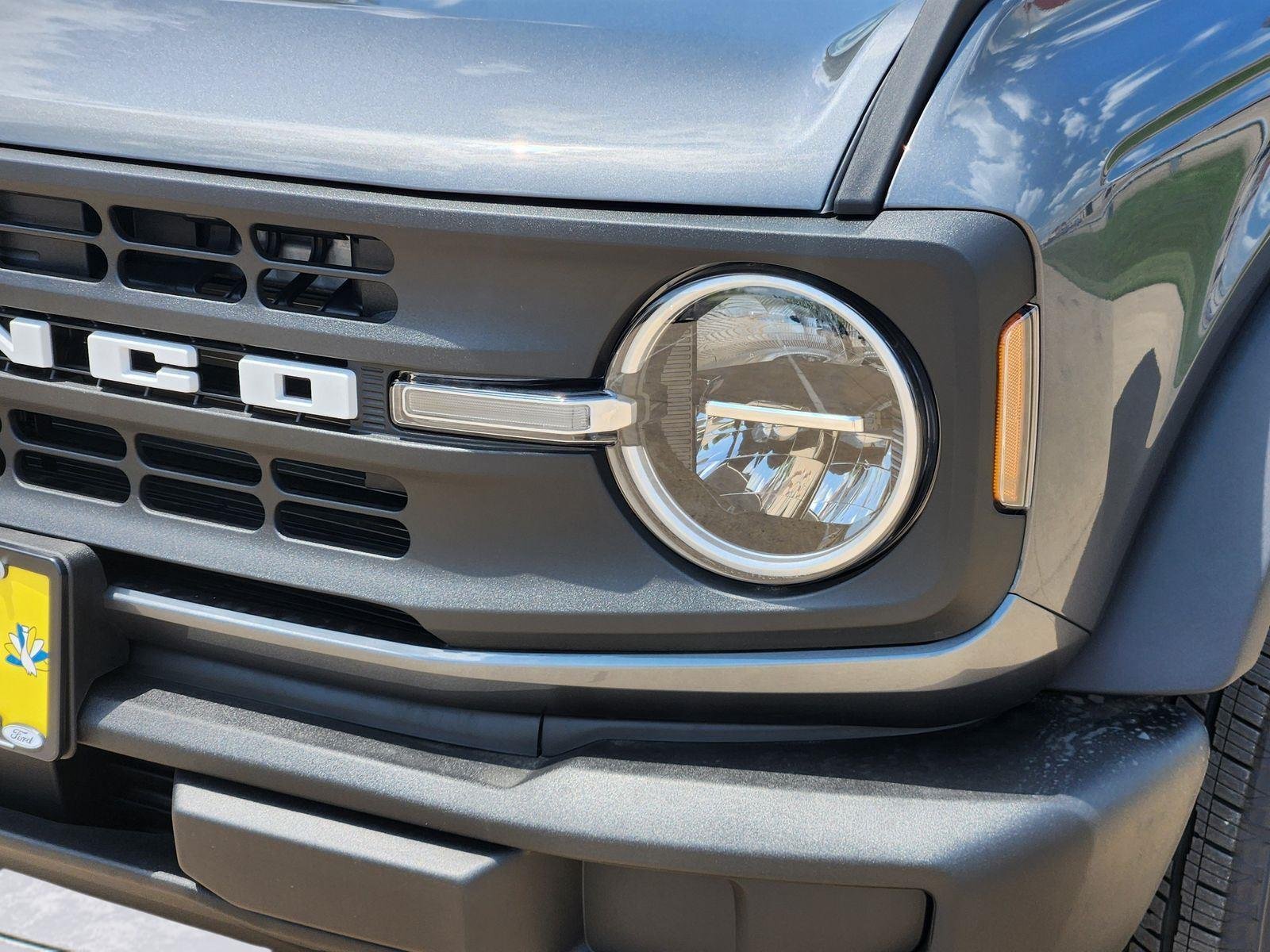 New 2026 Carbonized Gray Metallic Ford Base image 5