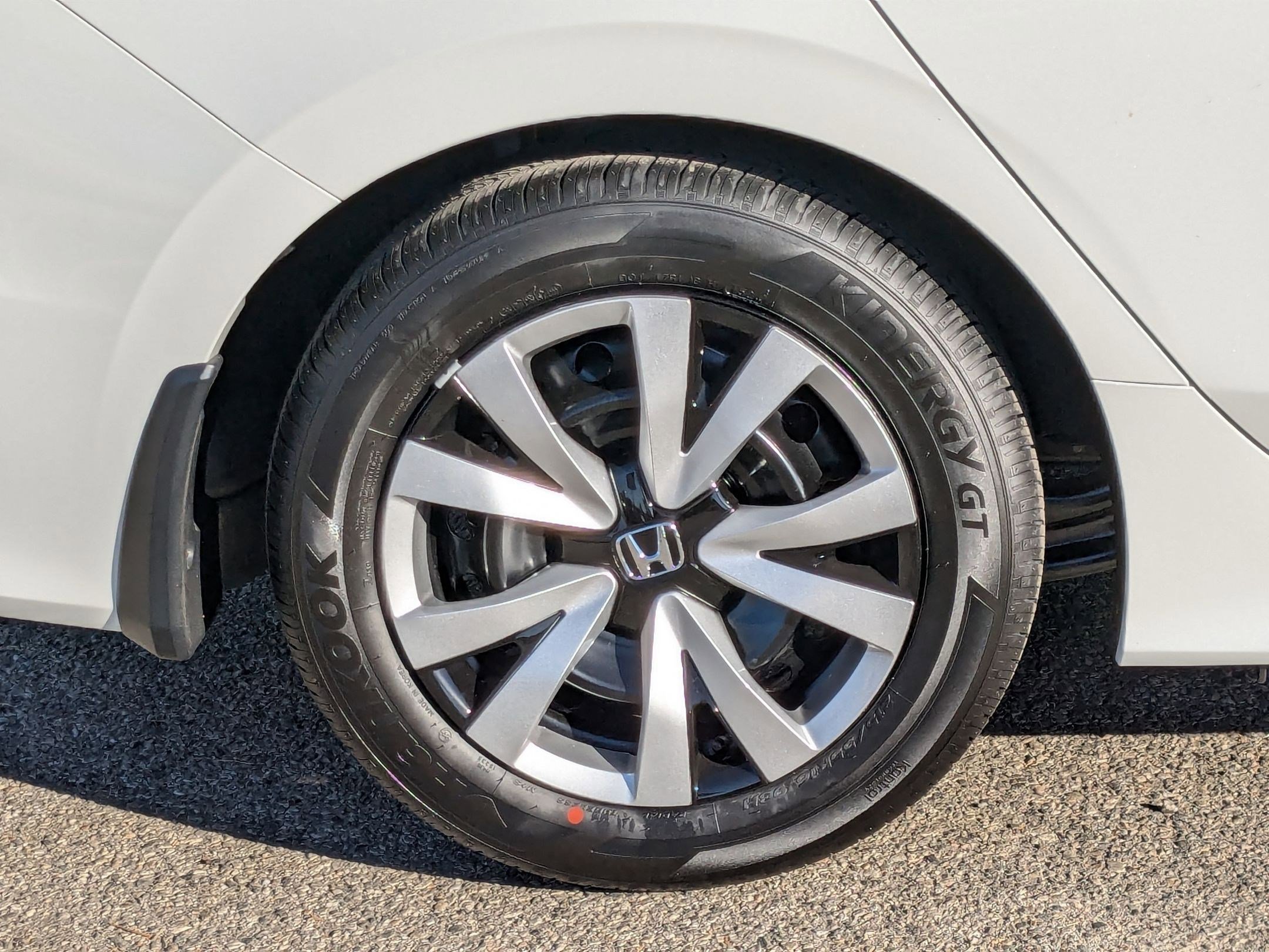 New 2026 Platinum White Pearl Honda LX image 7