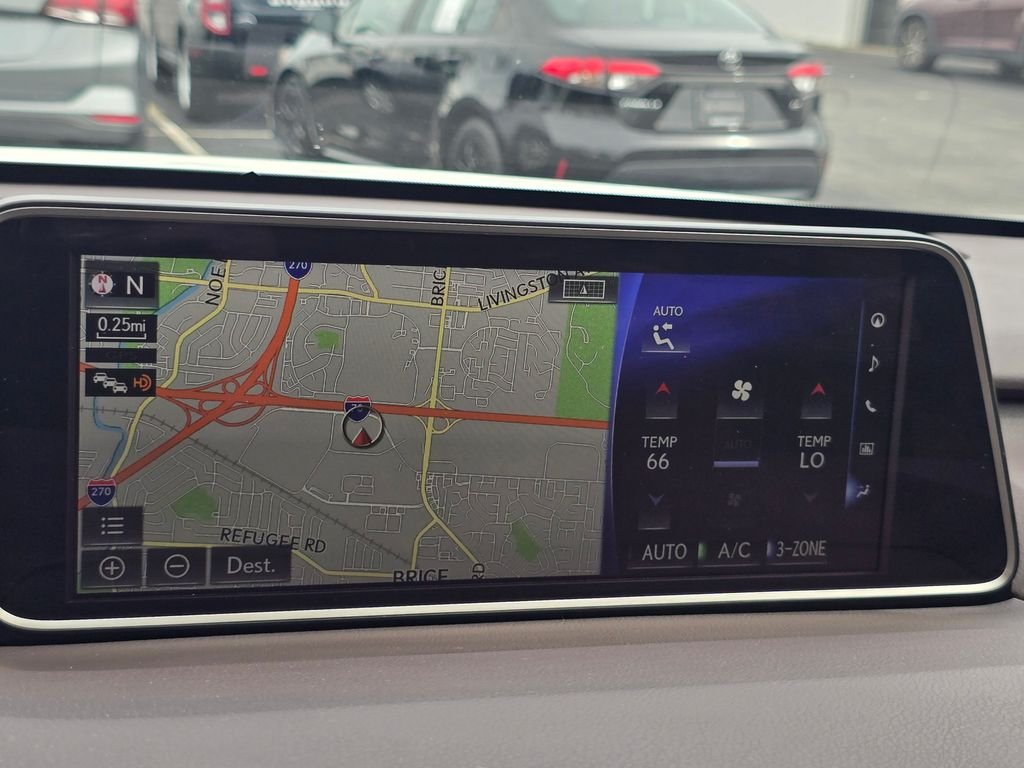 Used 2019 White Lexus 350L image 24