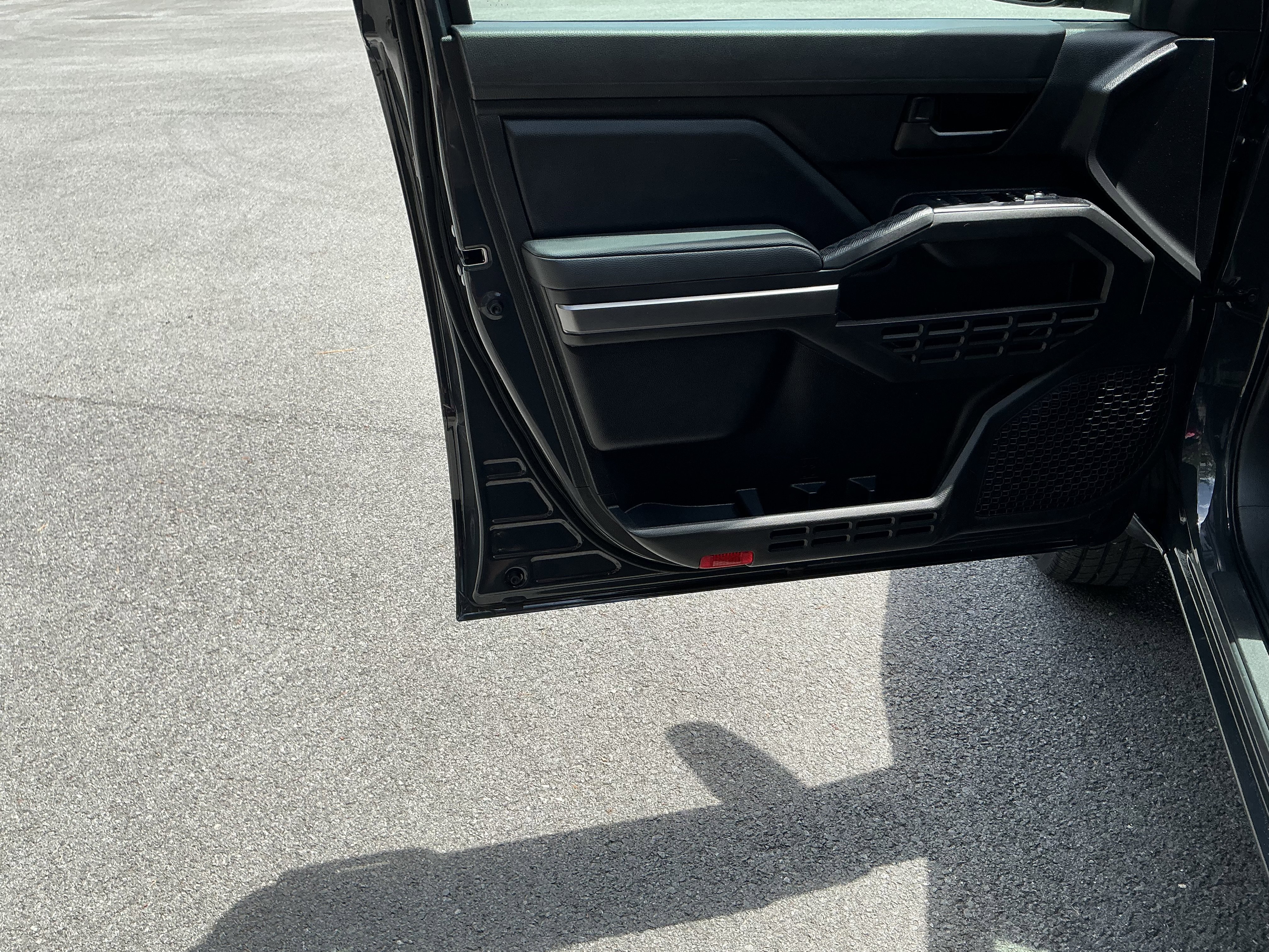 Used 2026 Underground Toyota SR5 image 6