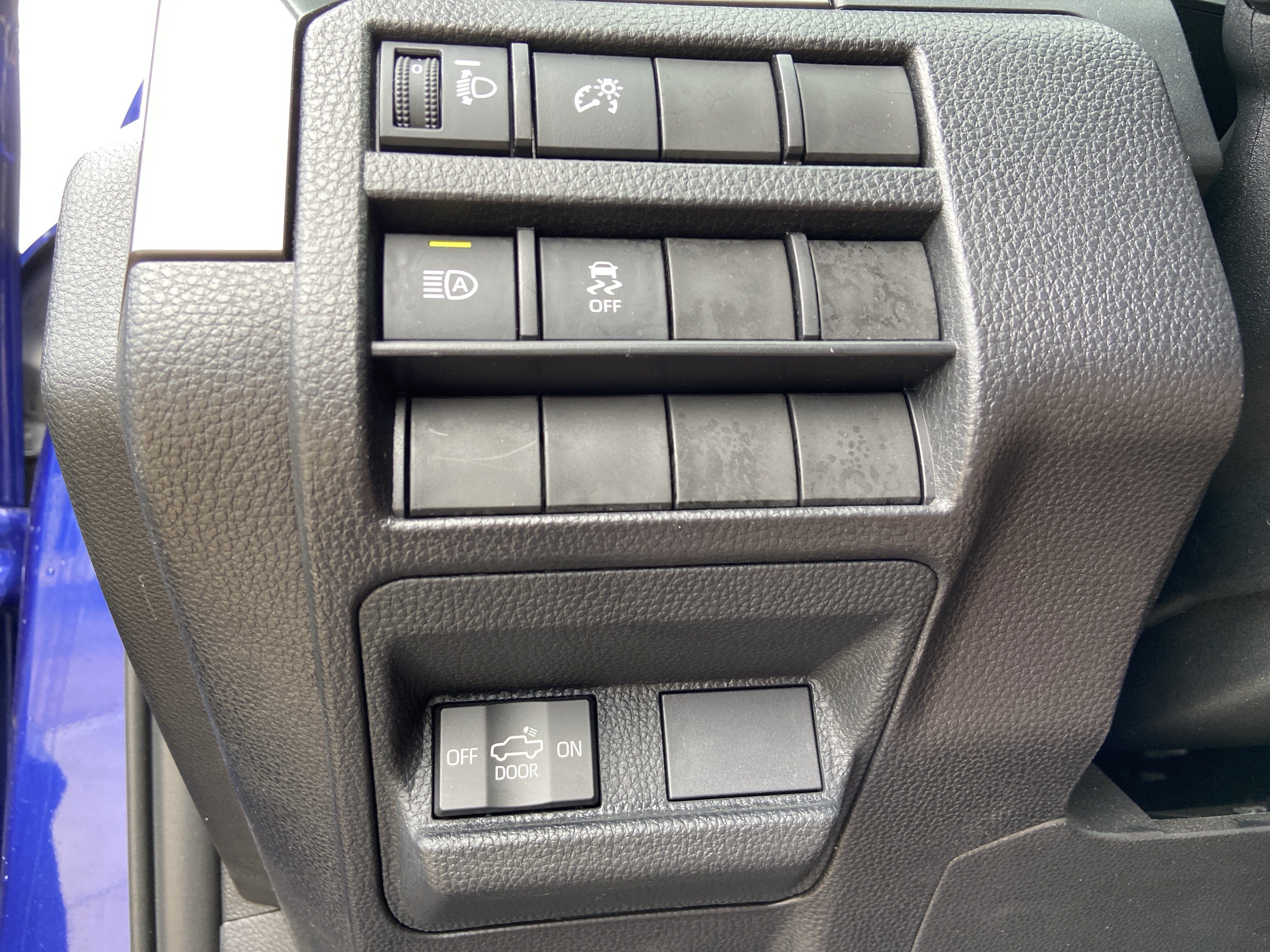 Used 2025 Blue Toyota SR5 image 44