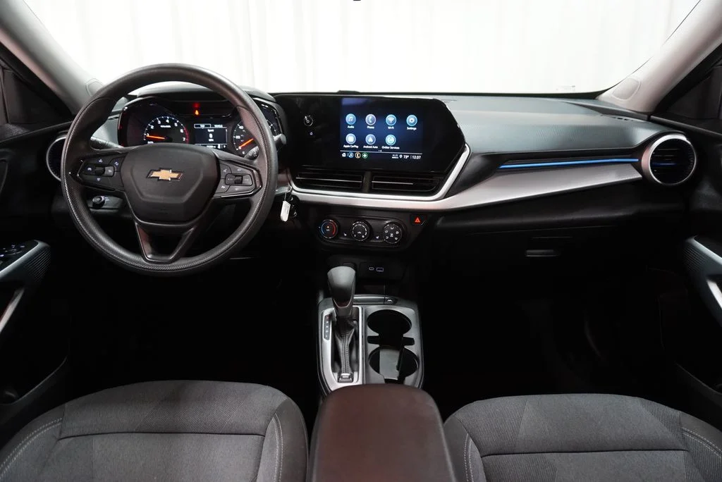 Used 2025 Sterling Gray Metallic Chevrolet LS image 25