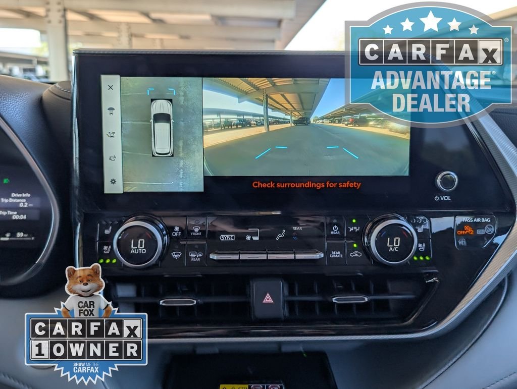 Used 2025 Green Toyota Platinum image 8