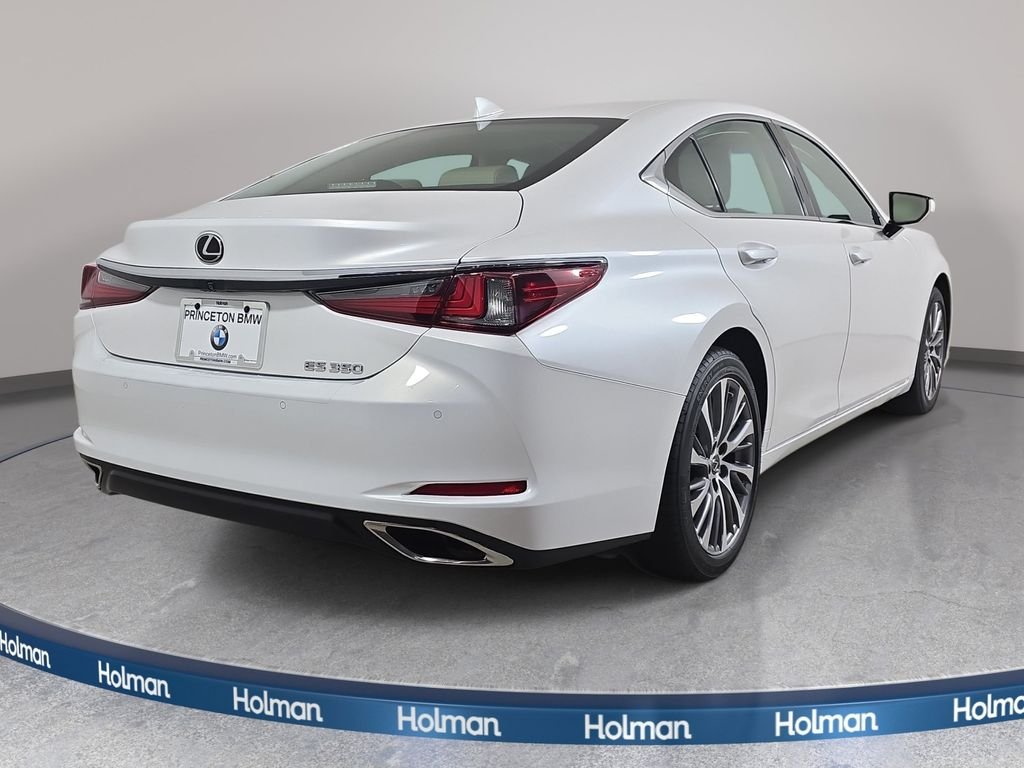 Used 2020 White Pearl Lexus 350 image 6