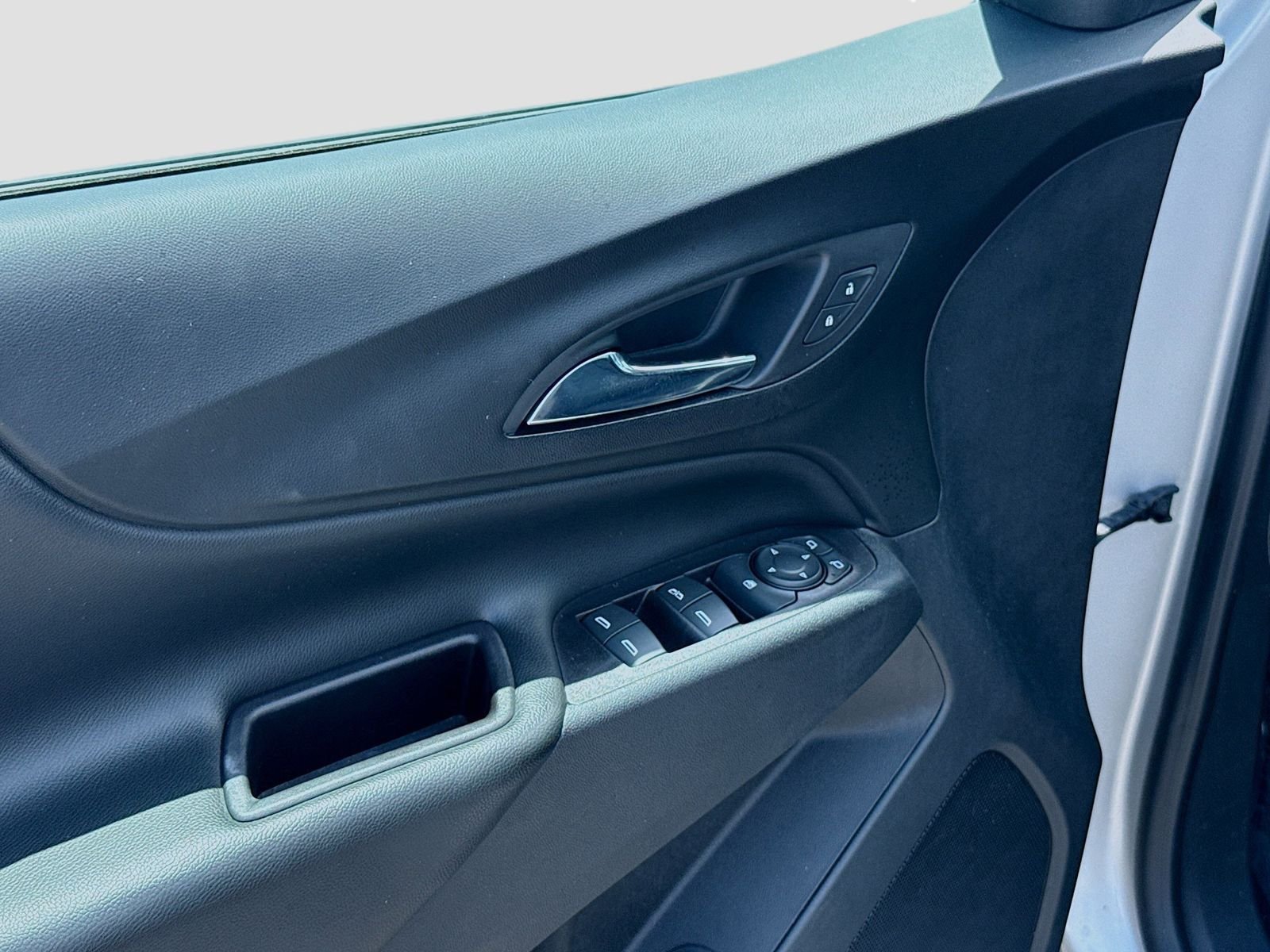 Used 2019 Silver Chevrolet LT image 22