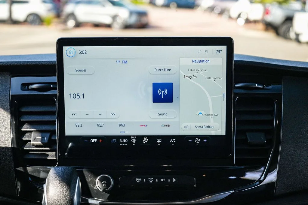 2023 Ford Transit Passenger Van XLT - Photo 13