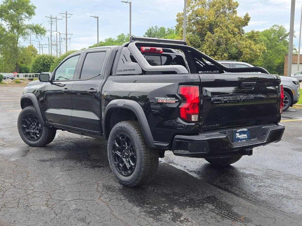 New 2026 Black Chevrolet Trail Boss image 14