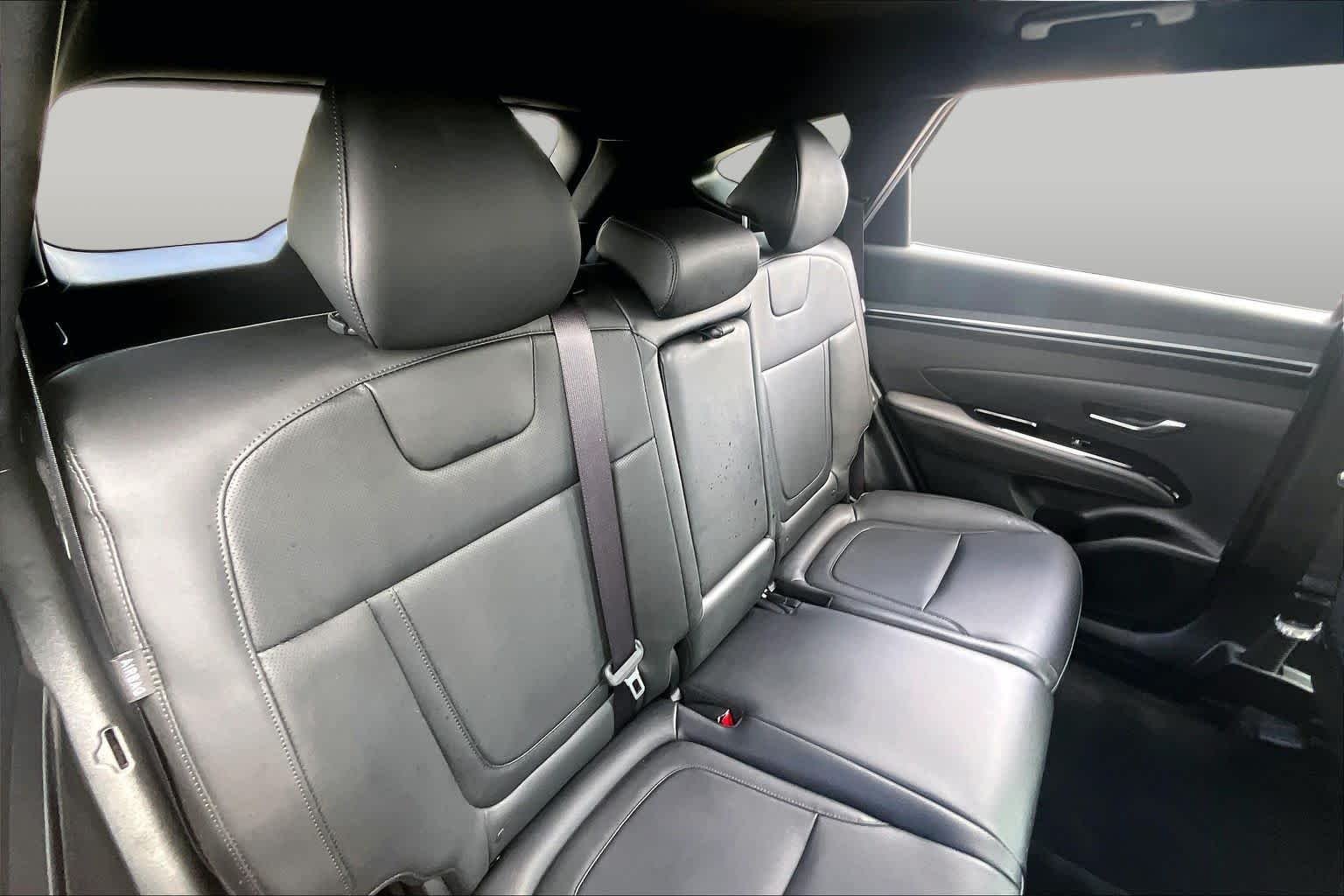 Used 2024 White Pearl Hyundai XRT image 18