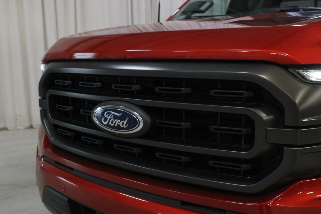 Used 2023 Red Ford XLT image 32