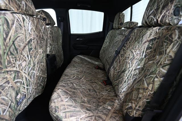 Used 2024 White GMC Elevation image 9