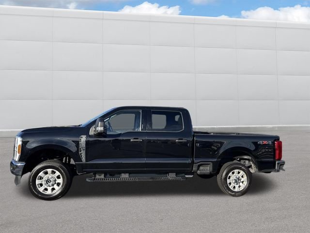 2024 Ford F-250 XLT photo 2