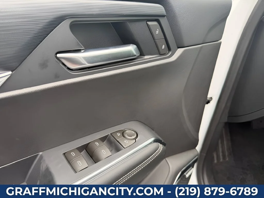 2026 GMC Acadia Elevation - Photo 10