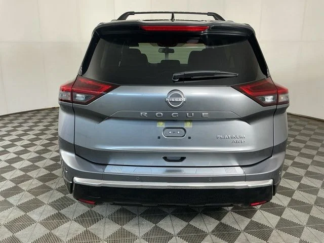 New 2026 Gray Nissan Platinum image 6