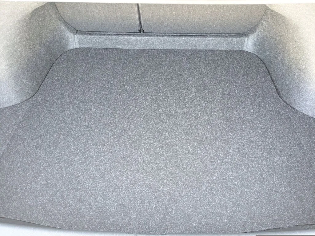 New 2026 Aspen White TriCoat / Super Black Two-tone Nissan SR image 25